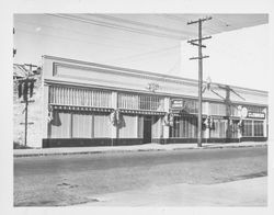 100 block of Keller Street, Petaluma, California, 1945