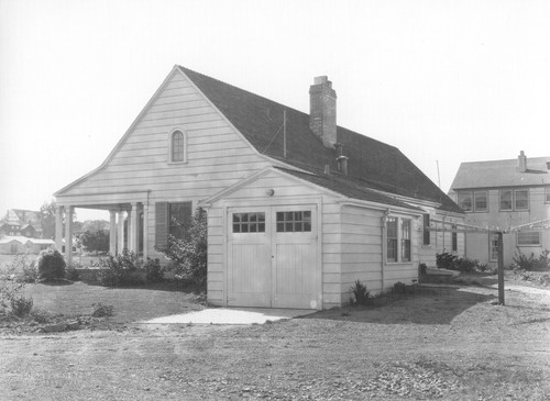 Almack Residence on Faculty Row, view of garage and backyard