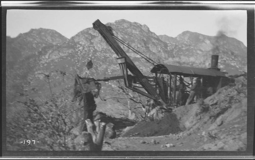 The steam shovel at work in the construction of Kaweah #3 Hydro Plant