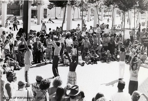 Reach-Out participants performing Anna Halprin's "City Dance"