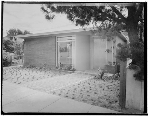 Landers, Bert, residence. Exterior