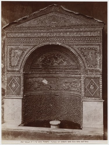 Pe. Ia. No. 11364. Pompei - Fontana nel viridario della Casa detta dell' Orso
