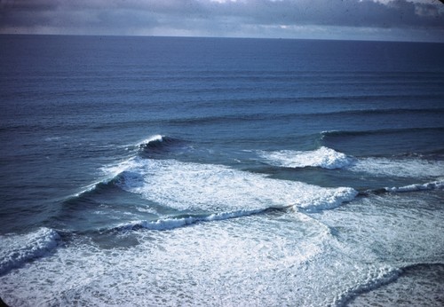 Refracted swell created by Scripps Canyon, photographed from cliff north of the Scripps Instution of Oceanography