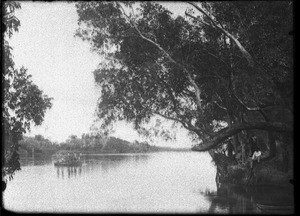 Crossing the Incomáti, Antioka, Mozambique, ca. 1901-1907