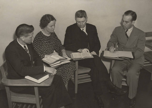 President Batsell Baxter teaching course on the Bible, late 1930s
