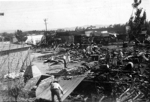 1938-11-05 Main St., Yorba Linda Fire