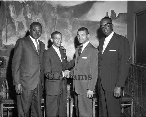 Billy Mills and others, Los Angeles, 1962