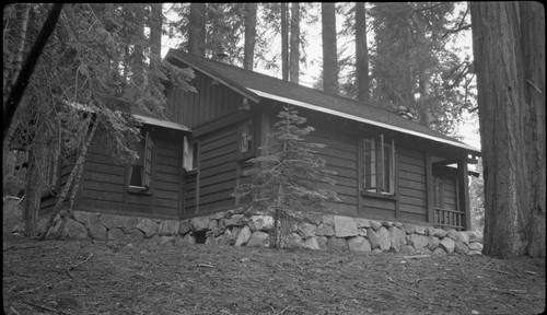 Buildings and Utilities, Giant Forest Ranger residence