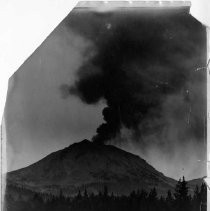 Mt. Lassen Eruption in 1914