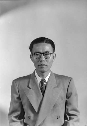 Kawamoto, Mr