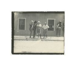 Director J. Gordon Edwards, William Farnum, and John W. Boyle discussing a scene, circa 1919