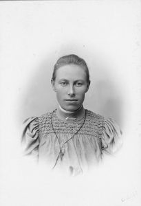 Ellen Kirstine Marie Nielsen, b. 17. 07. 1871 in Bregninge, Sjælland. Died i Kina. Teacher Exam