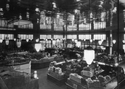 Hattem's Market interior