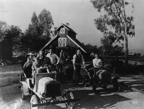 Knott's Berry Farm trolley