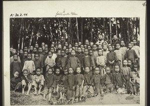 Knaben-Anstalts-Schüler in Lilong (China)