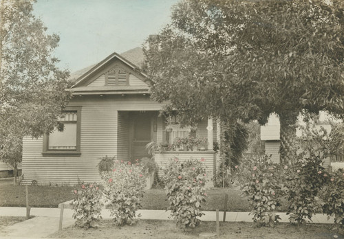 Elias B. and Nevada Booker Hill residence, South Center Street, Orange, California, 1922
