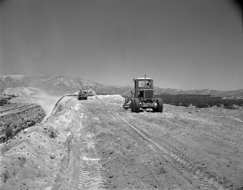 Jawbone siphon area of construction of the second Los Angeles Aqueduct