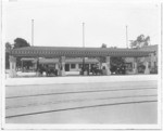 [Richfield gasoline station, Los Angeles]