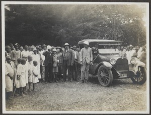 Missionaries Reusch and Blumer with others, Tanzania, ca.1923-1930