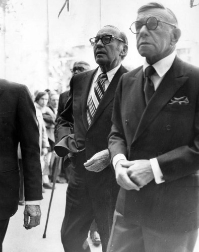 Jack Benny and George Burns at Robinson funeral