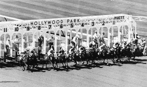 Horses break from the gate as Hollywood Park opens its 24th annual season