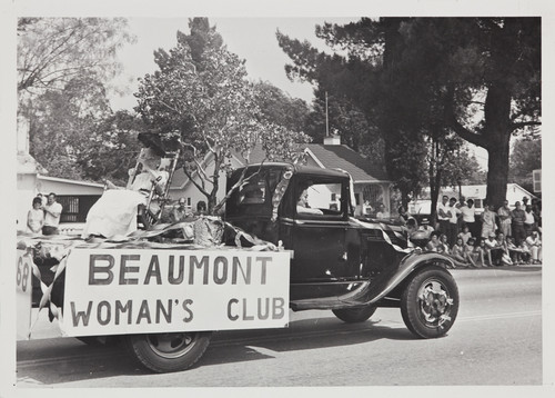 The Beaumont Women's Club Float in the Cherry Festival