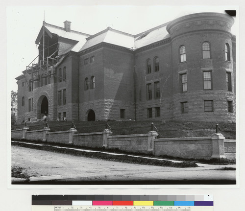 Swett School, 12th [Twelfth] Ave. & 19th [Nineteenth] Street. [Should be McAllister and Gough Sts.? Twelfth Ave. and Nineteenth St. do not intersect.]
