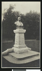 Bust of President William McKinley dedicated by Theodore Roosevelt, ca.1903