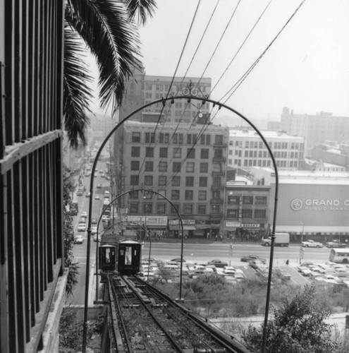View down the track of Angels Flight