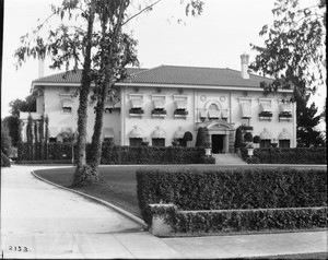 Residence of Daniel Murphy, 2076 West Adams Street, Los Angeles, ca.1910