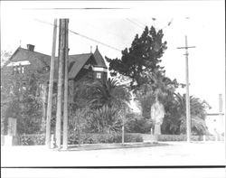 H. T. Fairbanks home on D Street, Petaluma, California, 1920