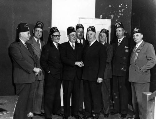 Harold Lloyd and his brother Shriners