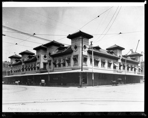 Exterior view of Patterson Block, Fresno, 1907