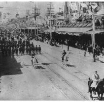 View of the Grand Electric Carnival Admission Day, 1905 parade