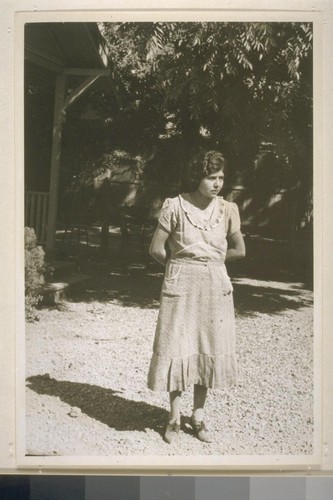 Jennie Regalado; Kah´ chil de´-he 1 September 1935; 5 prints, 5 negatives