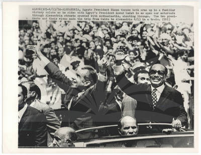 Nixon & Anwar Sadat in Motorcade