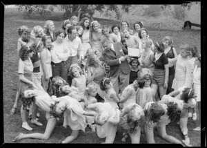 Kosloff girls and Reinhardt, Southern California, 1934