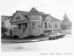 Later Queen Anne house