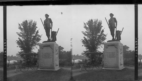 The Minute Man Statue near the old Bridge. Concord, Mass