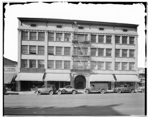 Braley Building, 35 South Raymond, Pasadena. 1934