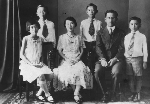 Japanese American family