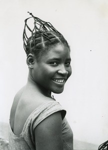 Traditional hairdressing for a woman, in Cameroon