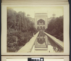 Taj Mahal gateway, Agra, ca.1900-1929