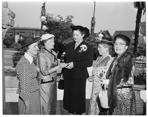 Queens Daughters of Los Angeles, 1952