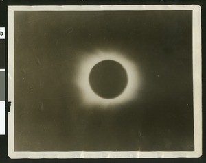 The best photograph of the sun eclipse, 1925