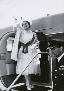 Departure of Queen Elizabeth from Mongu
