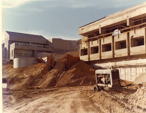 Murchison Science Complex and Tyler Campus Center under construction, 1972
