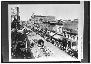 La Fiesta de Las Flores parade down Spring Street, looking north, 1903