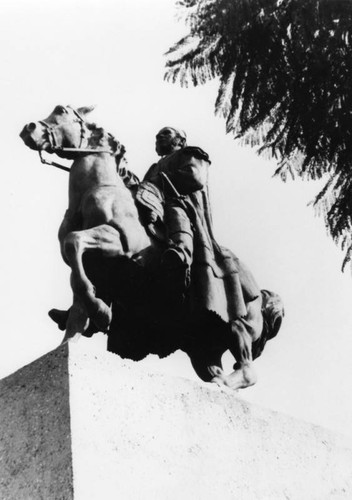 Statue of Mexican hero
