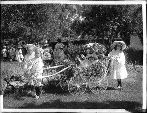 Children in La Fiesta de Los Angeles, ca.1900